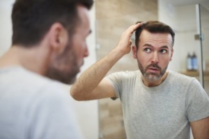 Medicamento para la caída del cabello en farmacia